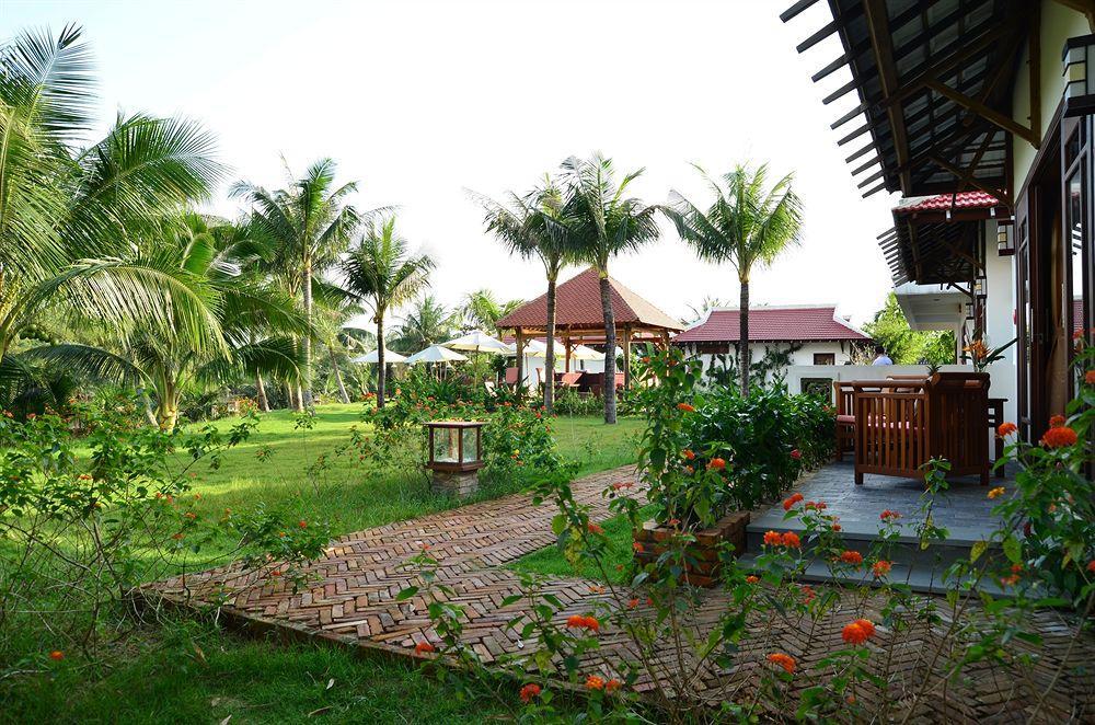 Riverside Bamboo Resort Hoi An Exteriör bild
